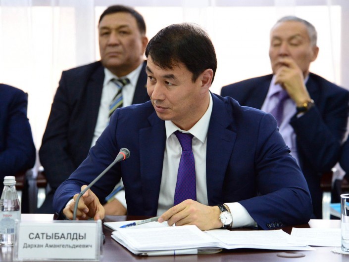 Границы между Узбекистаном и Казахстаном продолжают работу — посол
