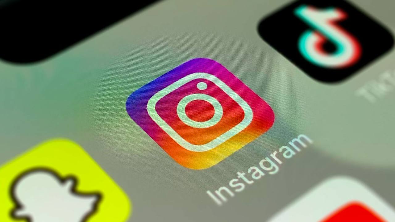 Instagram ввел лайки на Stories
