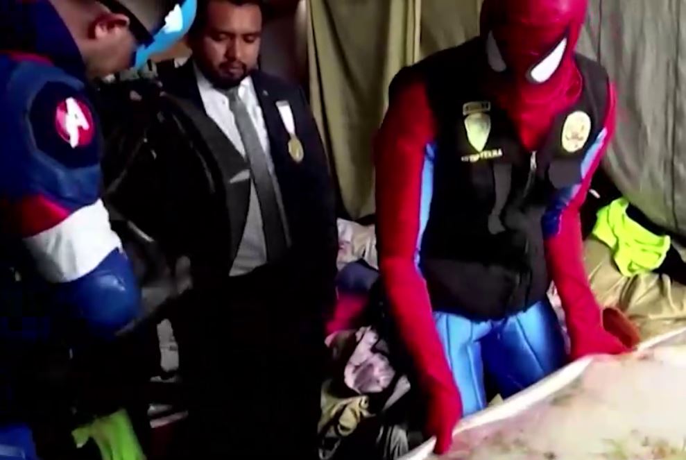 Человек-Паук, Тор и другие Мстители накрыли наркоторговую сеть в Перу — видео