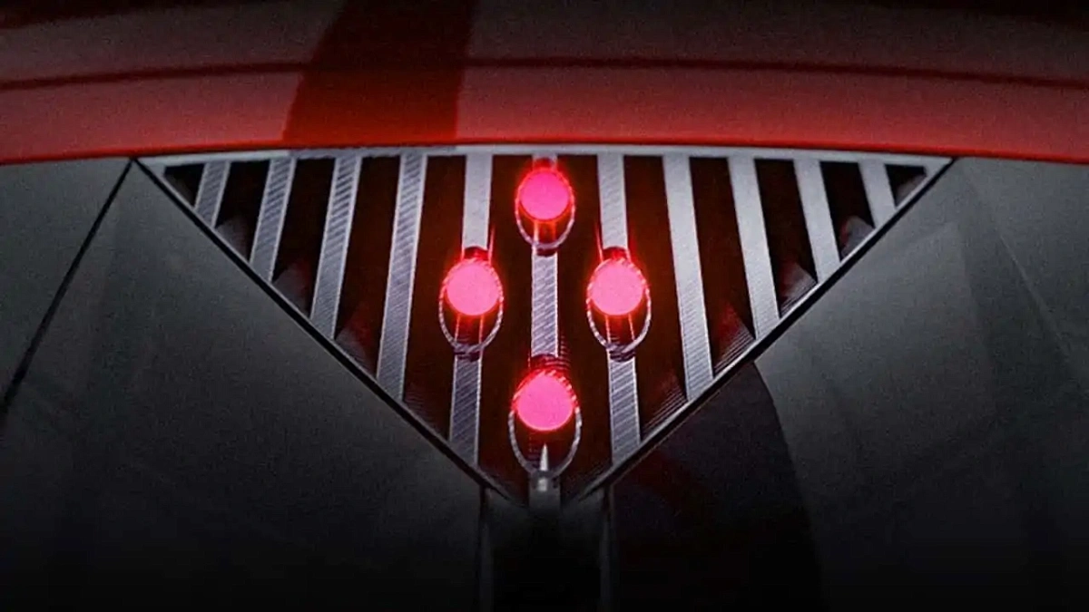 Alfa Romeo показал тизер своего нового суперкара