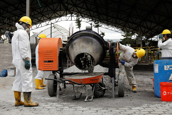 В Эквадоре начали делать бетон из конфискованного кокаина