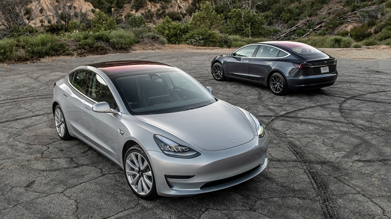 Фото: Tesla