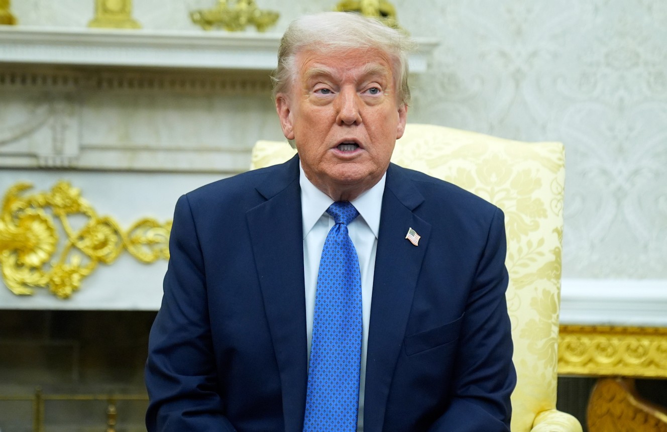 Трамп заявил, что оказывает большое давление на Россию