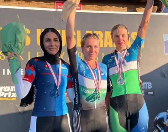 Велогонщицы из Узбекистана завоевали «золото» и «бронзу» на турнире в Турции