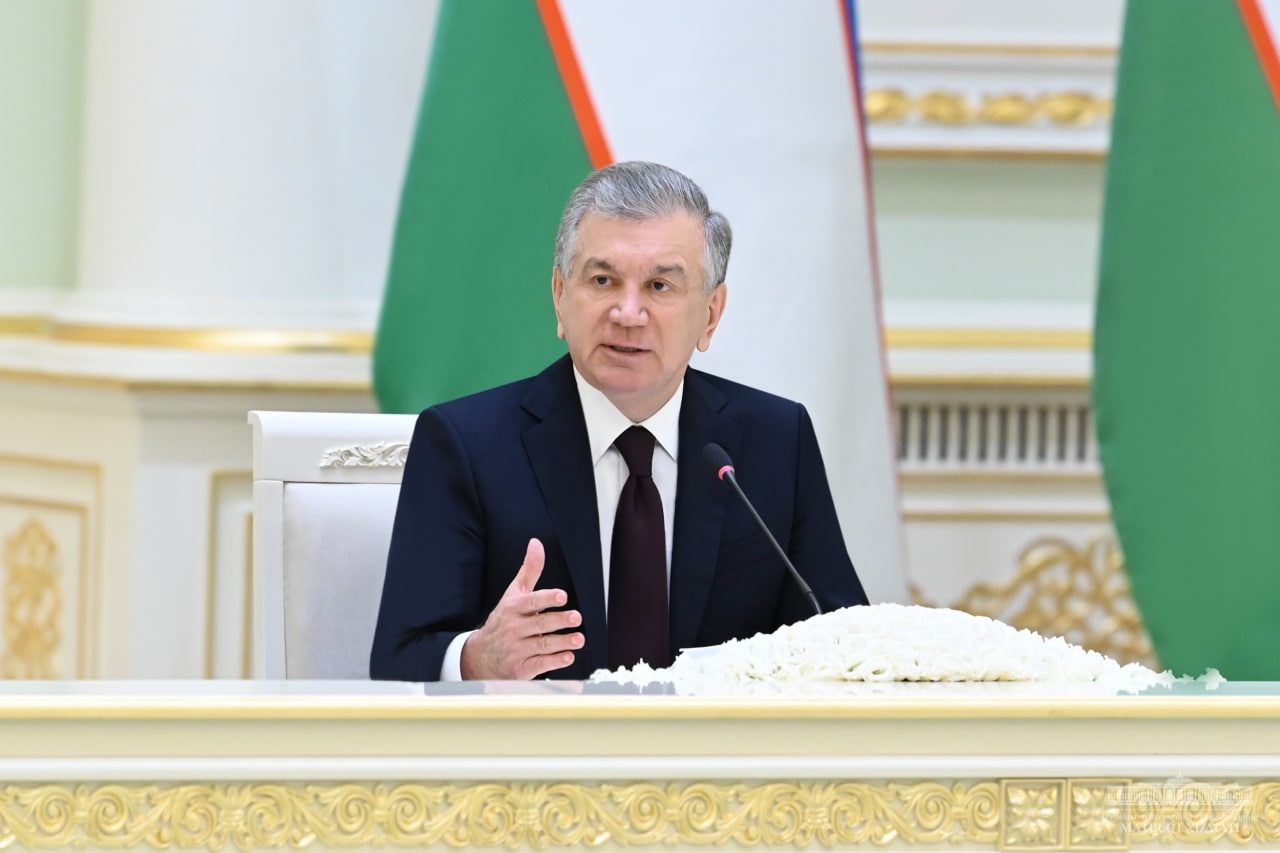 Шавкат Мирзиёев предложил передать парламенту некоторые полномочия президента