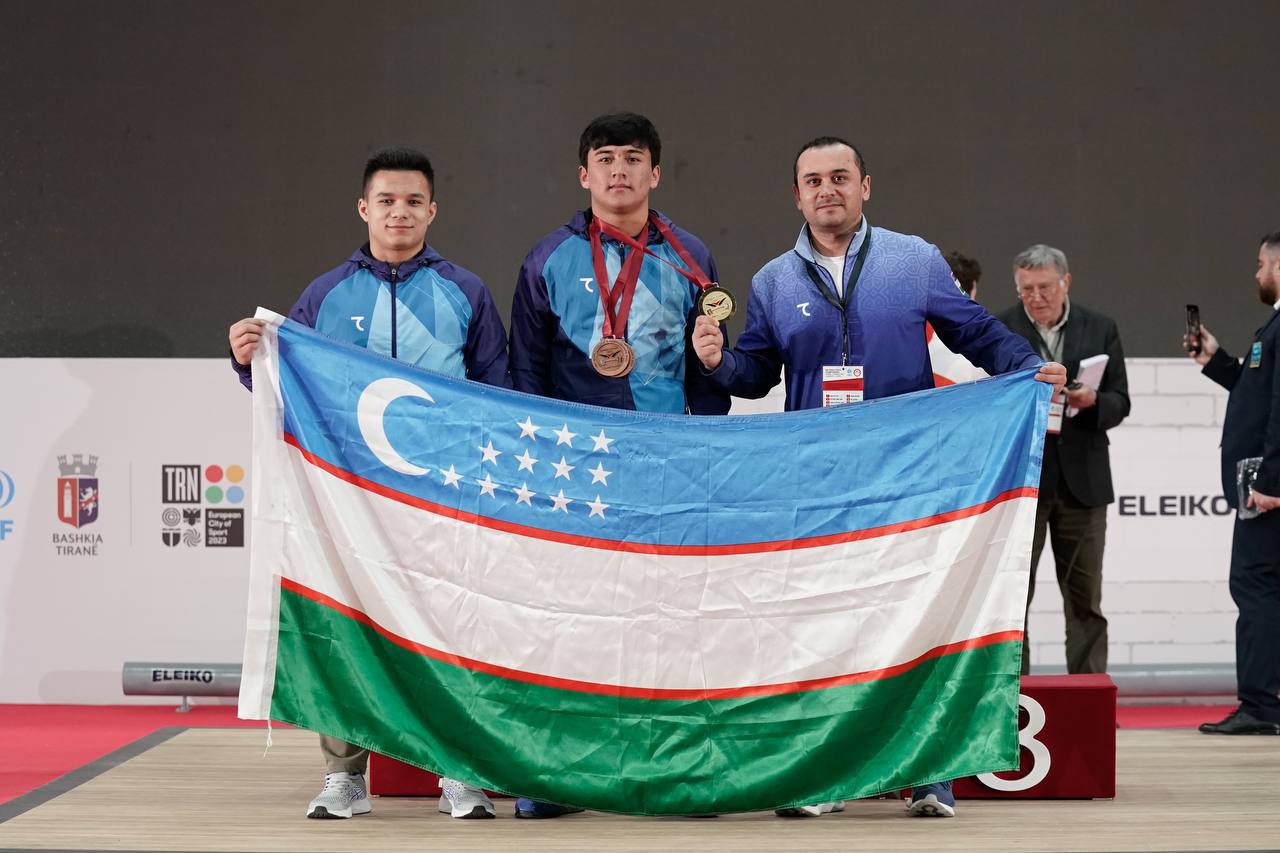 Тяжелоатлет Диёрбек Эрматов завоевал три медали на ЧМ в Албании