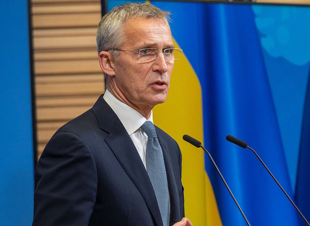 Украина вступит в НАТО после войны и реформ — генсек Столтенберг