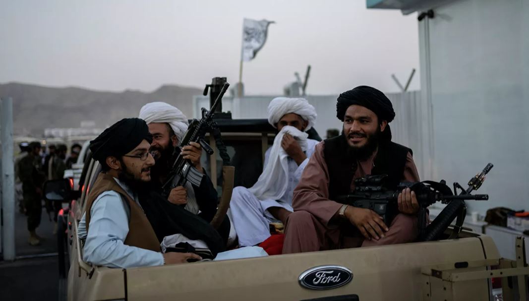 «Все то, что появляется в соцсетях, не исходит от министерства», — талибы назвали неофициальным запрет брить бороду