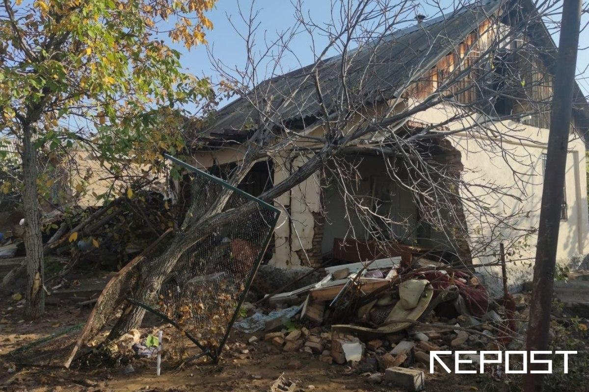 «Разрушены дома, перебои с электричеством»: в Паркенте прорвало большую цистерну с водой