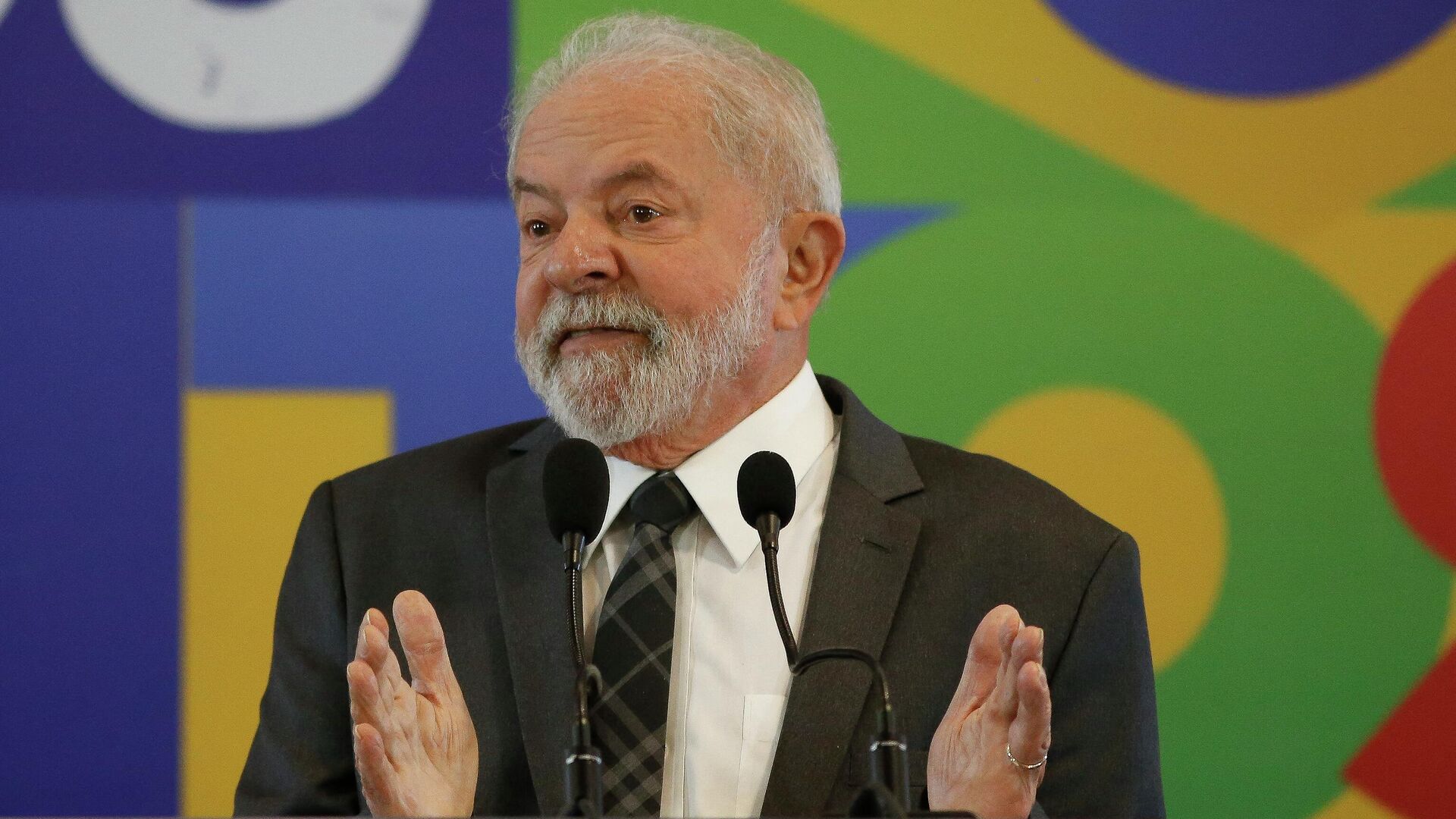 Лула да Силва принес присягу, став президентом Бразилии в третий раз 