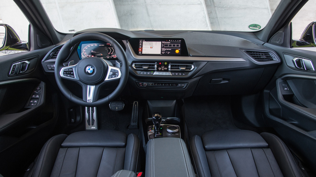 Со следующего года машины BMW будут работать на «Андроиде»