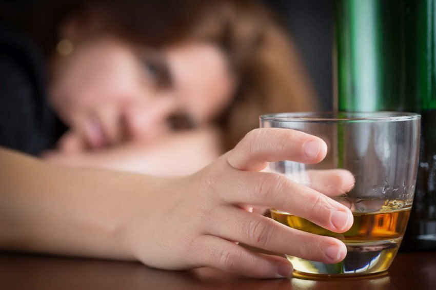 Действительно ли алкоголь помогает снять стресс?