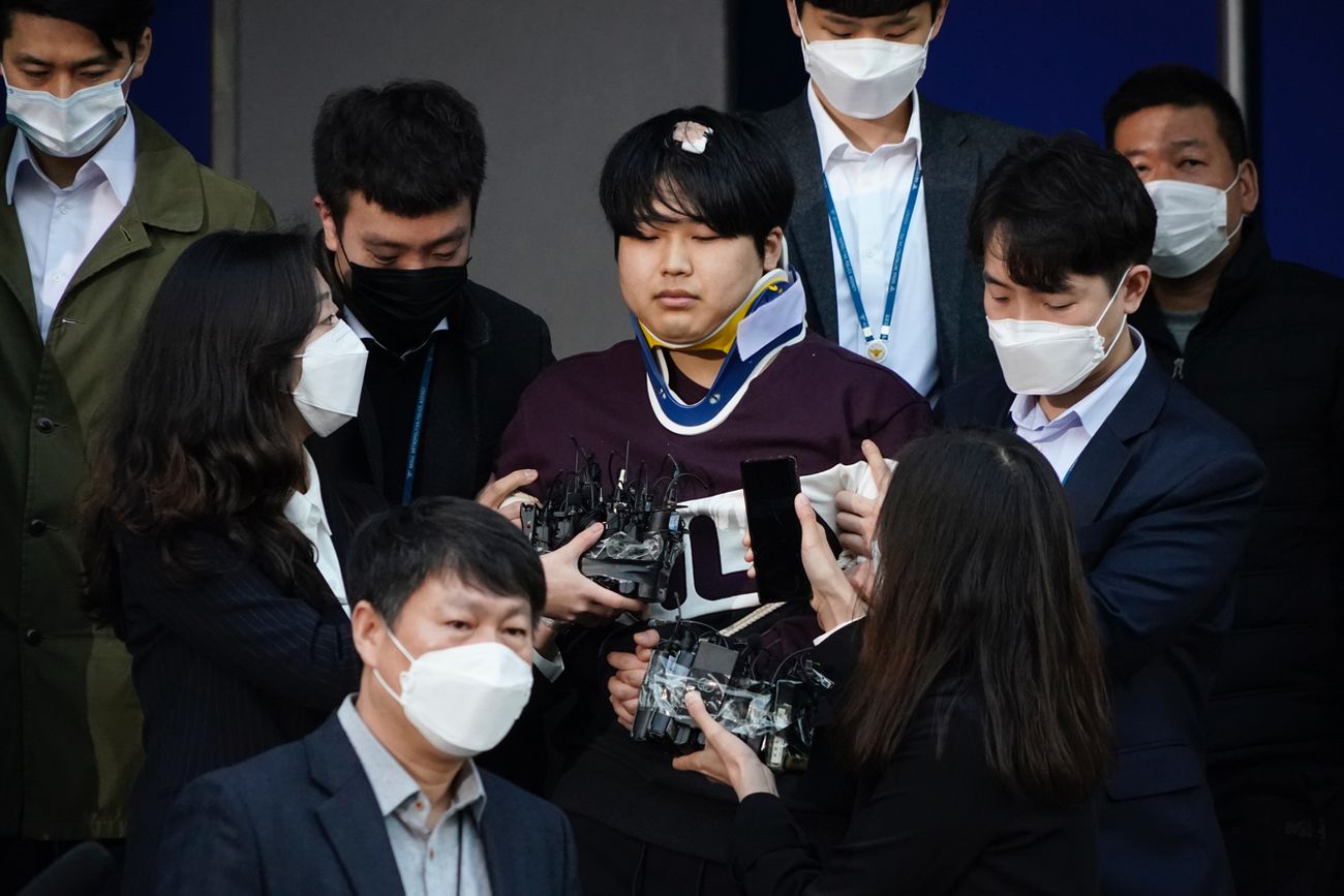 «Спасибо, что тормознули жизнь дьявола, которого нельзя было остановить»: в Южной Корее посадили шесть человек за распространение интимных видео с элементами пыток