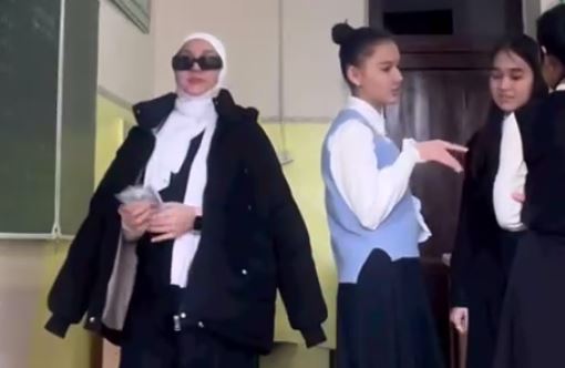 В Ташкенте родителям школьниц пришлось извиняться за ролик под песню Инстасамки (видео)