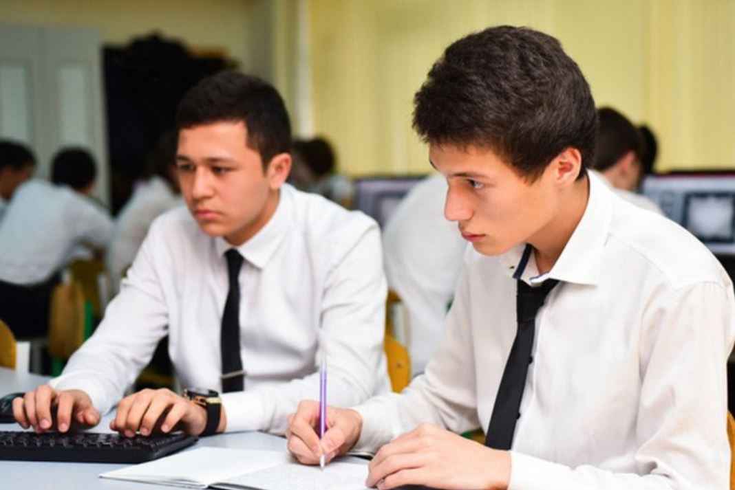 Школьников Узбекистана научат финансовой грамотности 