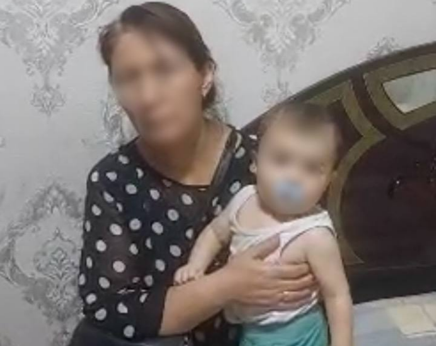 В Ташкенте женщина оставила детей незнакомке и сбежала