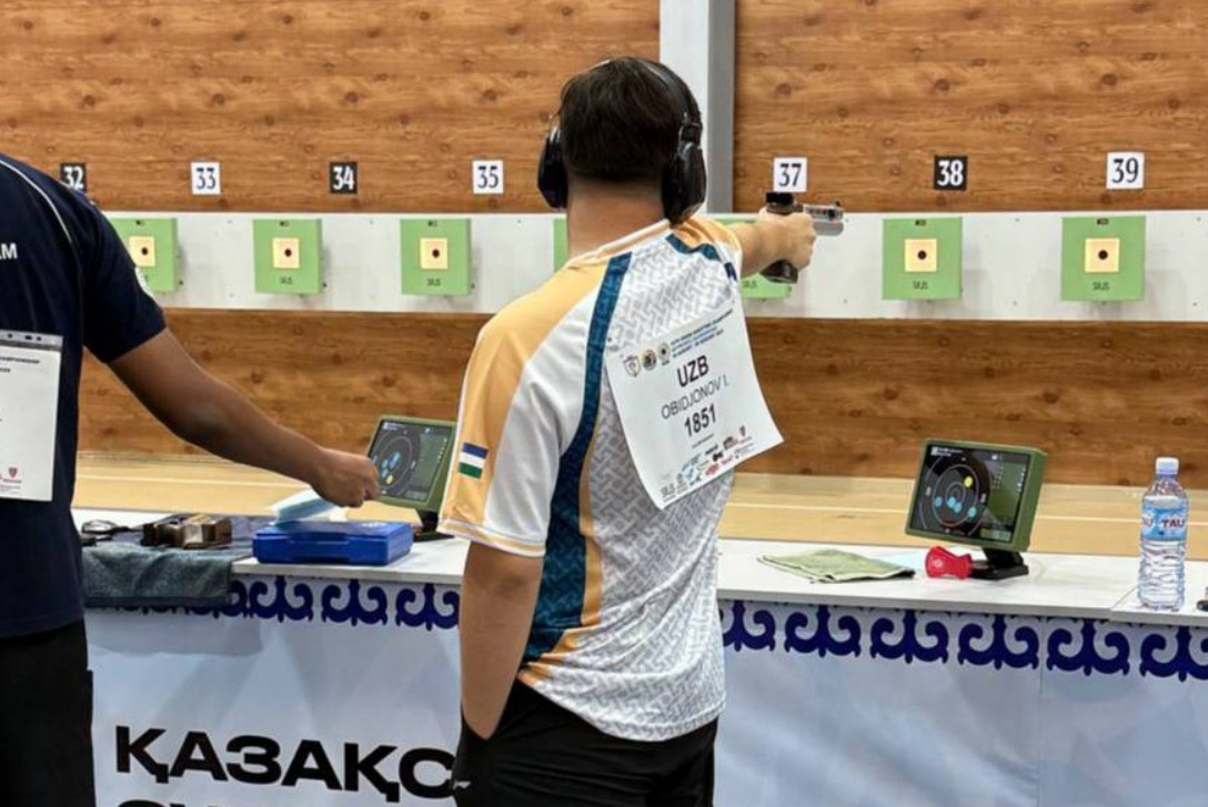 Узбекский стрелок Илхомбек Обиджонов стал серебряным призером ЧА