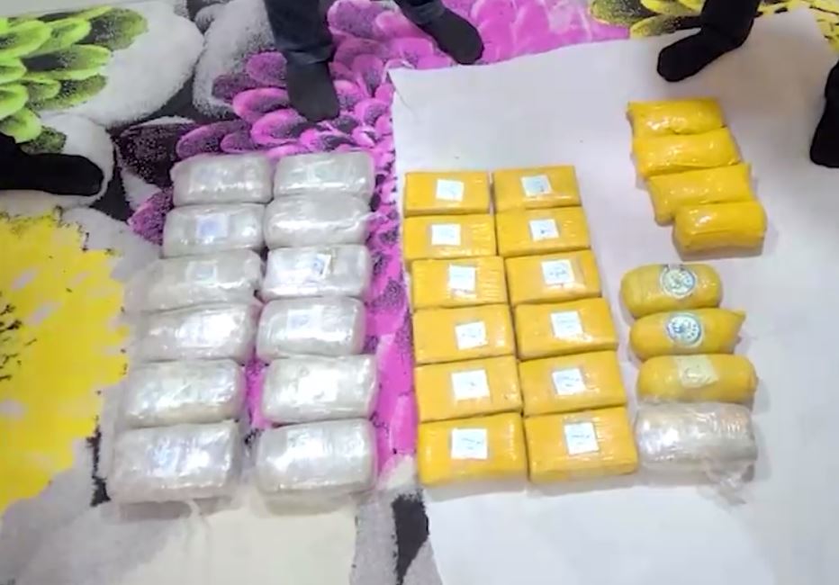 В двух областях Узбекистана изъяли свыше 36 кг наркотиков