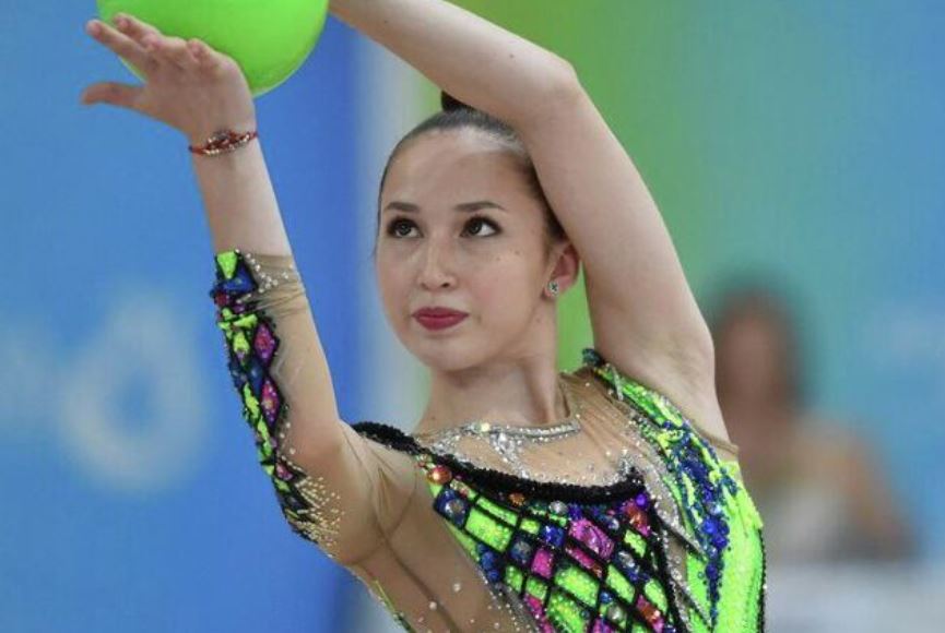 Гимнастка Тахмина Икромова завоевала три медали на Гран-При в Испании