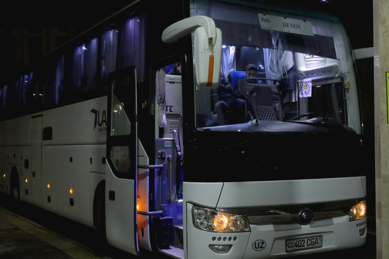 Автобусам разрешили перевозить пассажиров в ночное время без сопровождения ОВД
