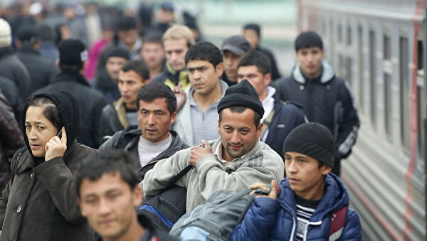 «Бездомным узбекским мигрантам будет выдаваться по 300 долларов» — Эркин Мухитдинов