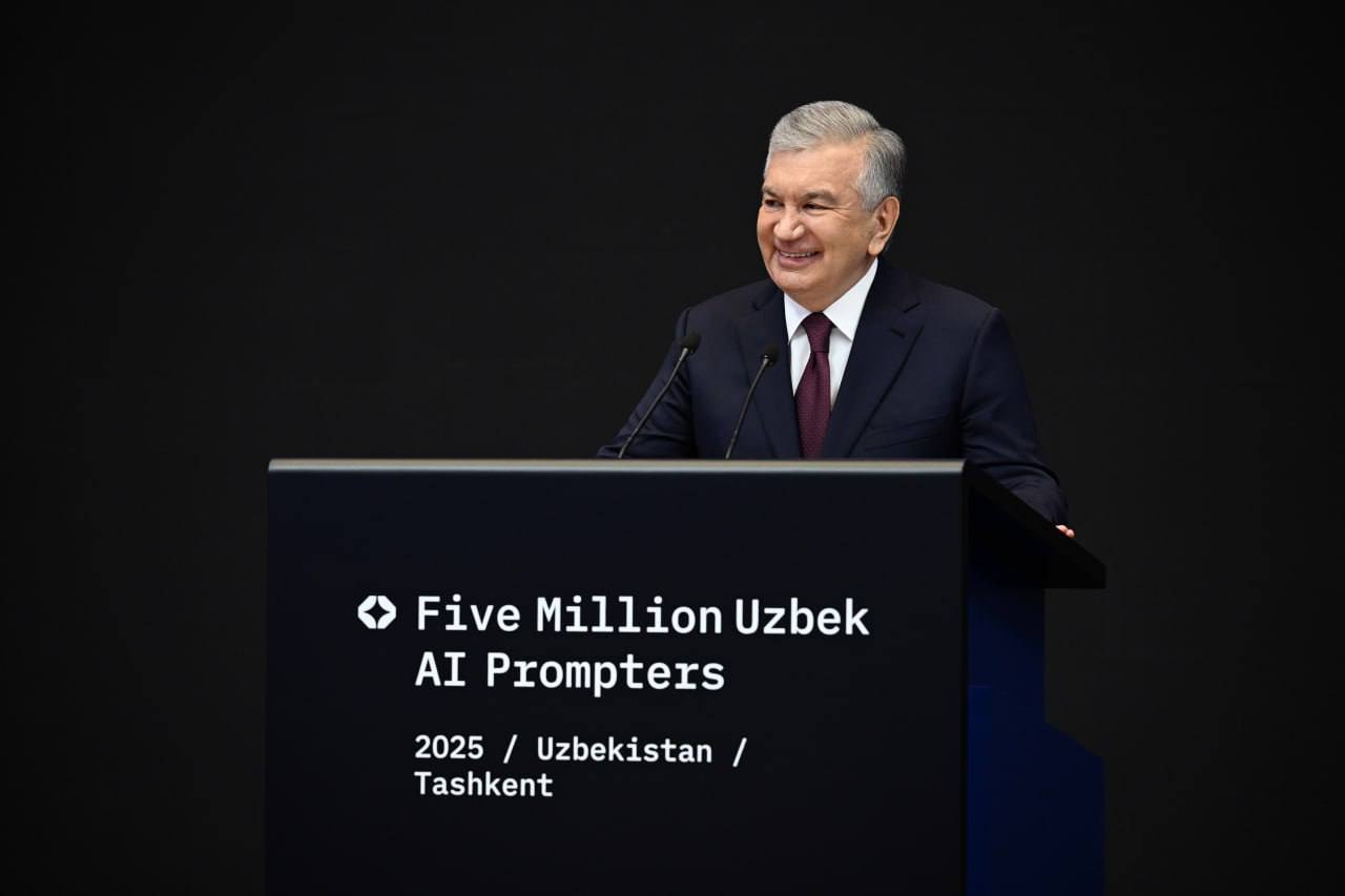 Суперкомпьютерный кластер и офис трансфера технологий: Шавкат Мирзиёев обозначил меры по развитию ИИ