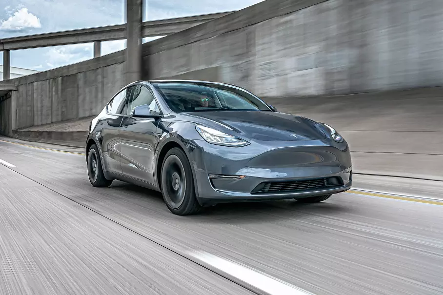 Фото: Tesla