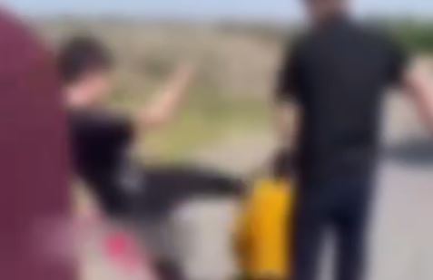 В Намангане несколько граждан устроили самосуд над парнем (видео)