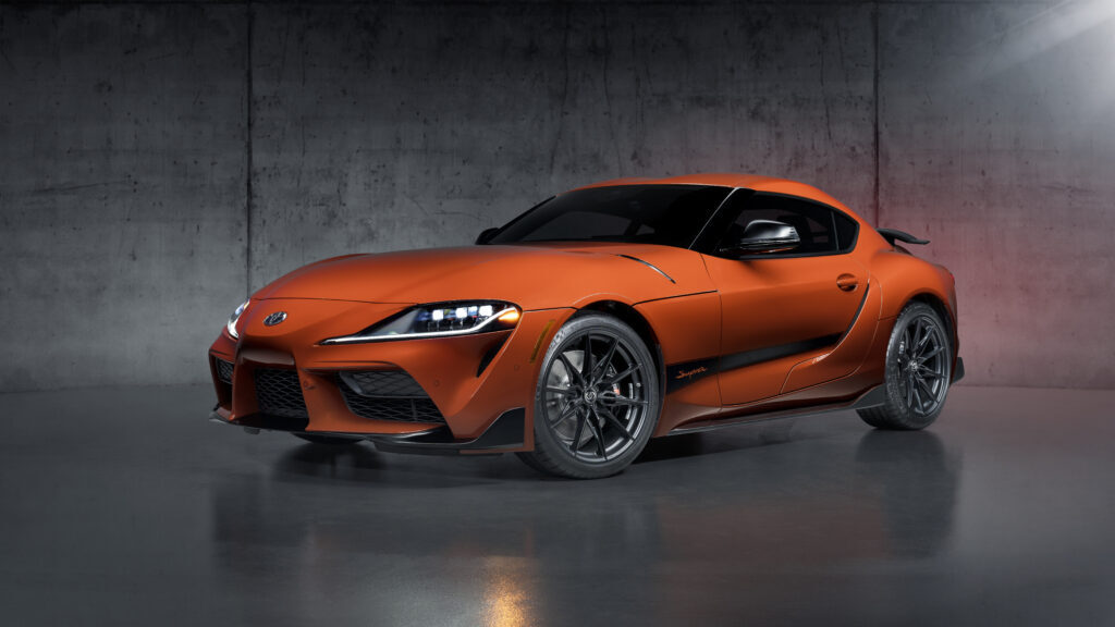 Toyota презентовала юбилейную Supra