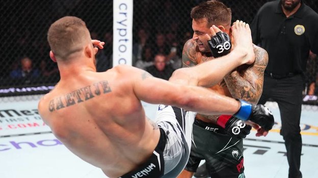 UFC 291: Гэтжи нокаутировал Порье мощнейшим хай-киком (видео)