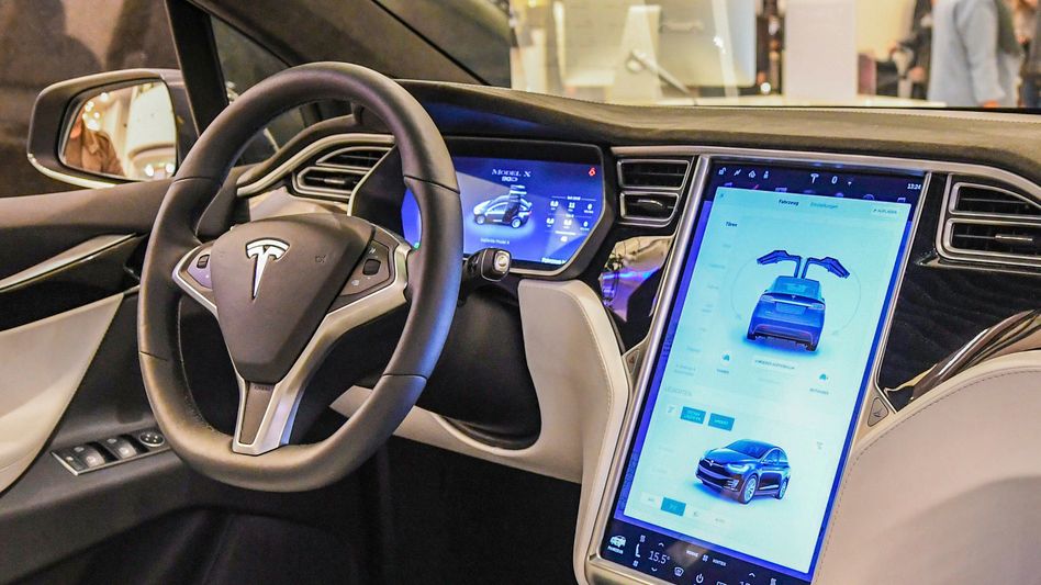 Tesla готовится презентовать свою самую дешевую модель