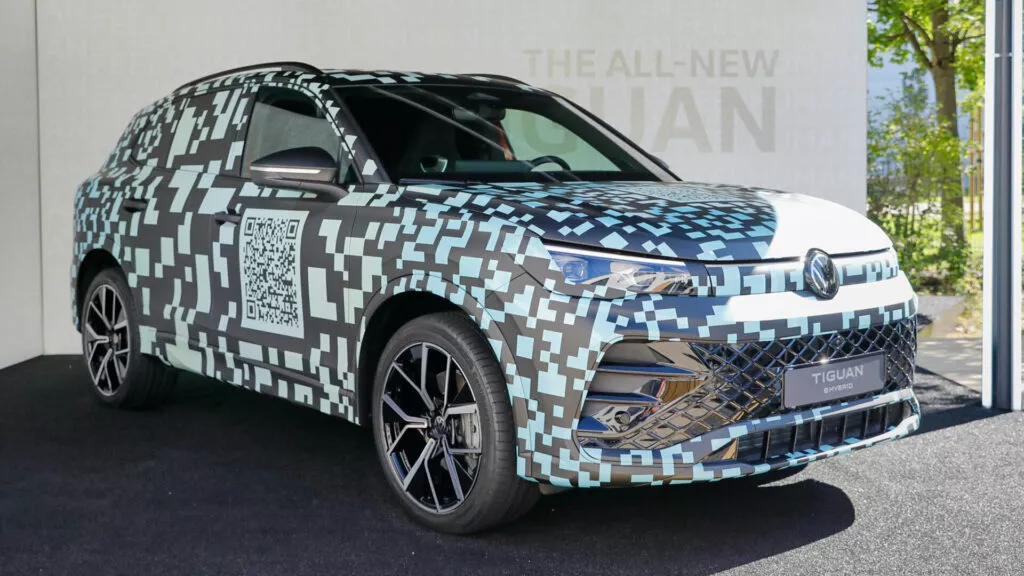 Volkswagen показал замаскированный кроссовер Tiguan