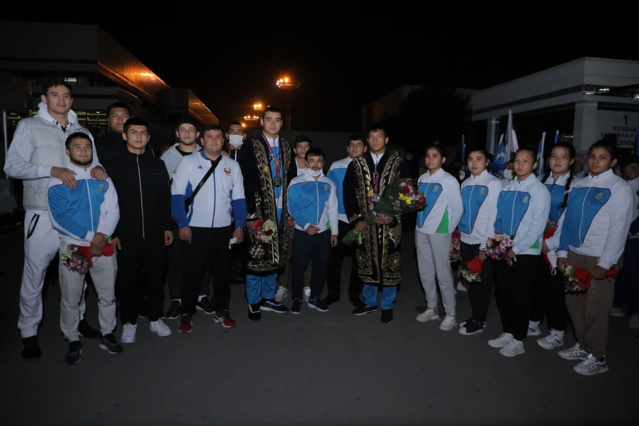 Участники чемпионата мира по дзюдо вернулись в столицу