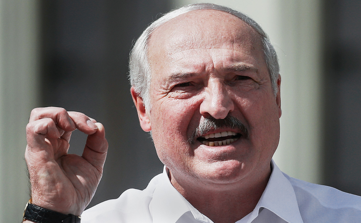 Экс-глава Европейского совета рассказал о желании Лукашенко объединить Беларусь с Украиной 