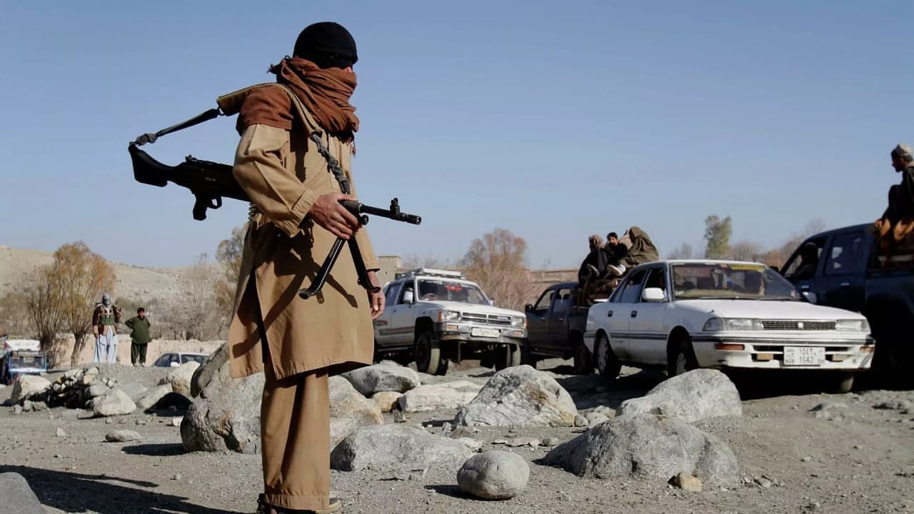 Талибы захватили афганскую заставу на границе с Таджикистаном