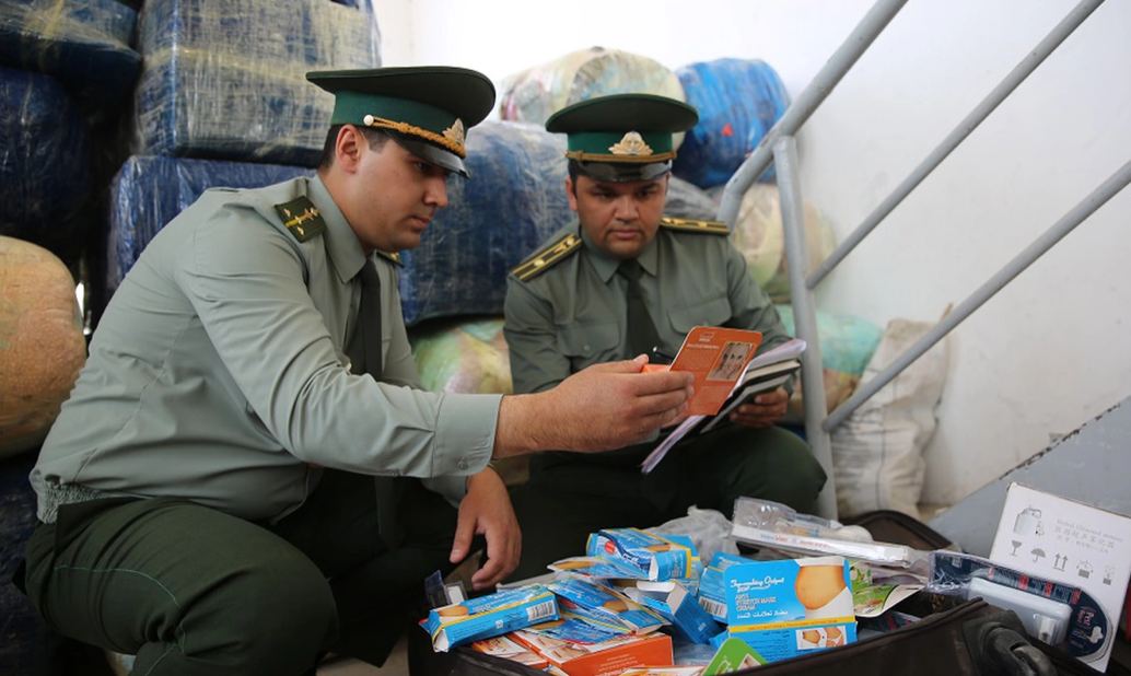 В Узбекистане создадут таможенные посты «удаленного электронного декларирования»