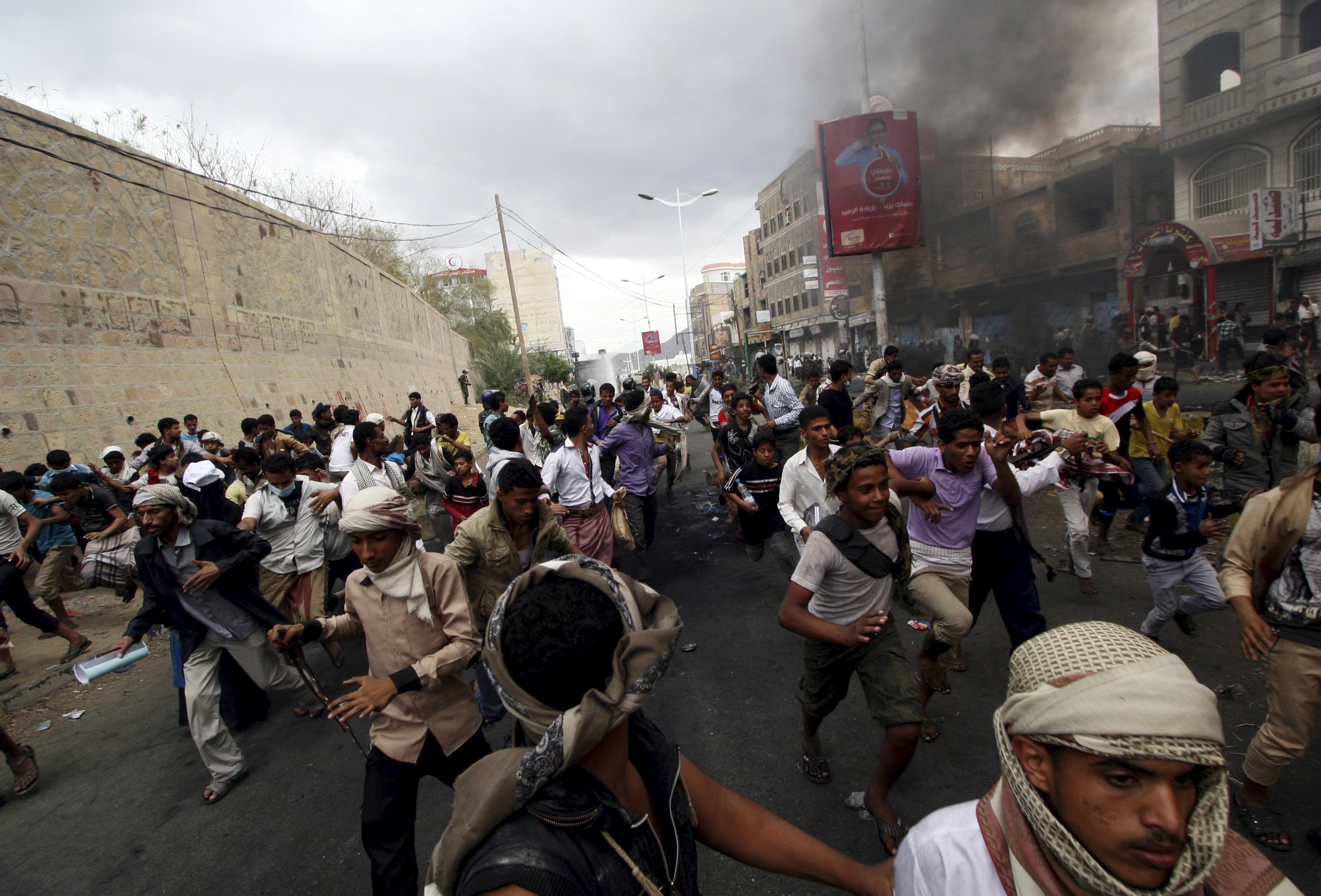 Число жертв в результате столкновений в Йемене возросло до 800