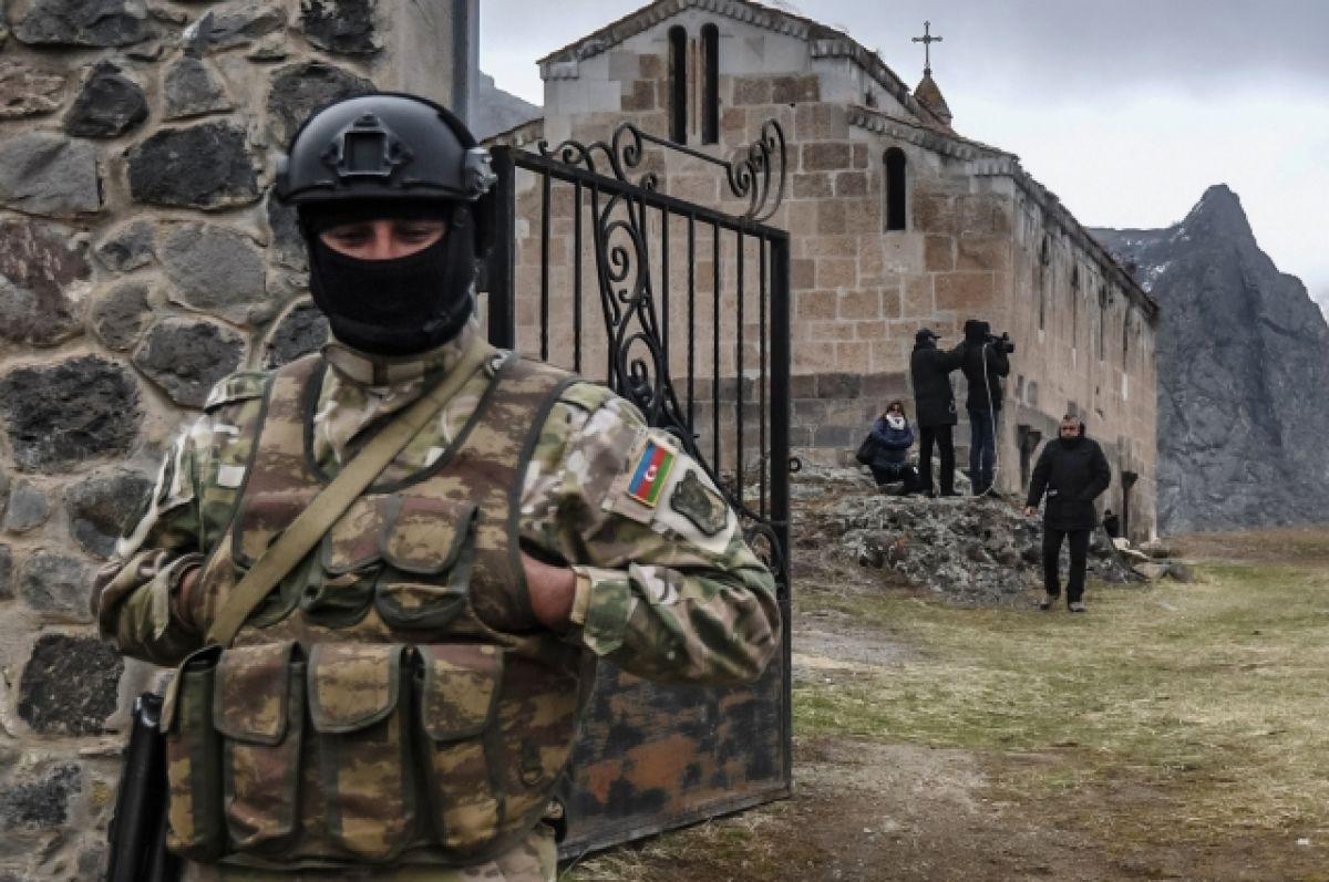 Вооруженные силы Азербайджана вновь обстреляли армянские позиции