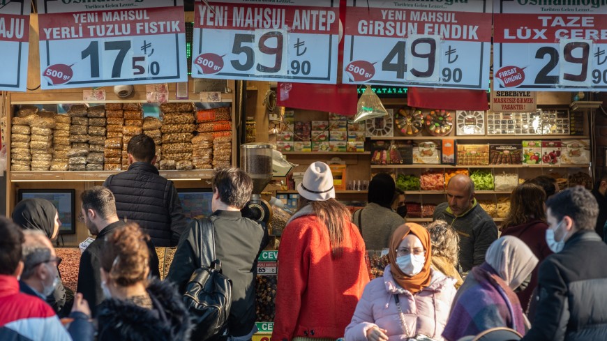 Инфляция в Турции достигла 61%, побив рекорд 20-летней давности