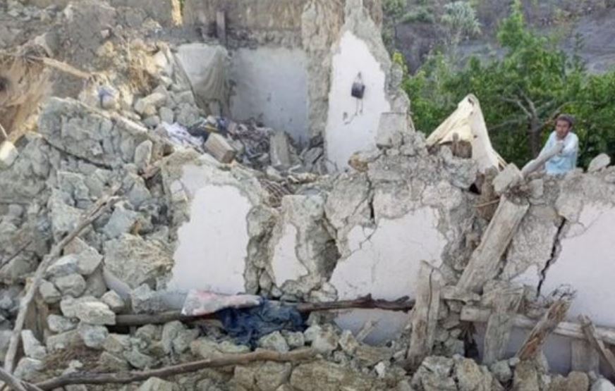 Не менее 250 человек погибли при землетрясении в Афганистане