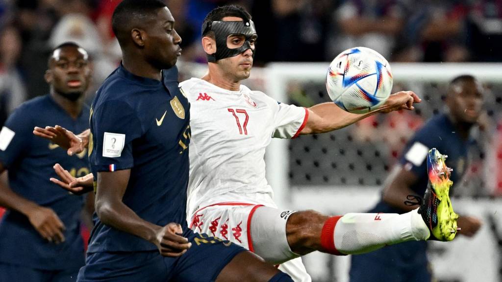 Тунис переиграл Францию, но всё равно не вышел из группы — видео