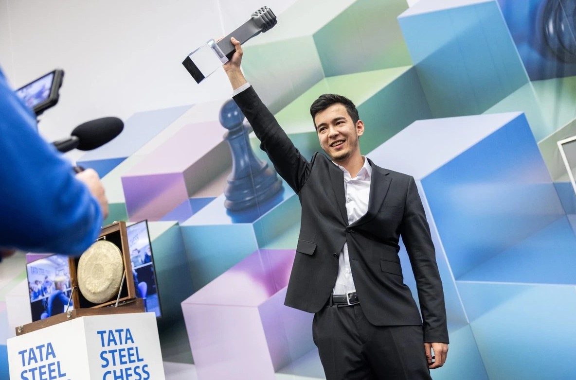 Узбекский шахматист Нодирбек Абдусатторов стал чемпионом Tata Steel Chess 2026