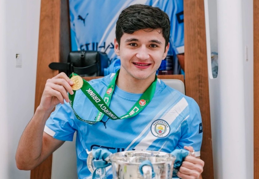 Хусанов претендует на звание лучшего игрока месяца в «Ман Сити»