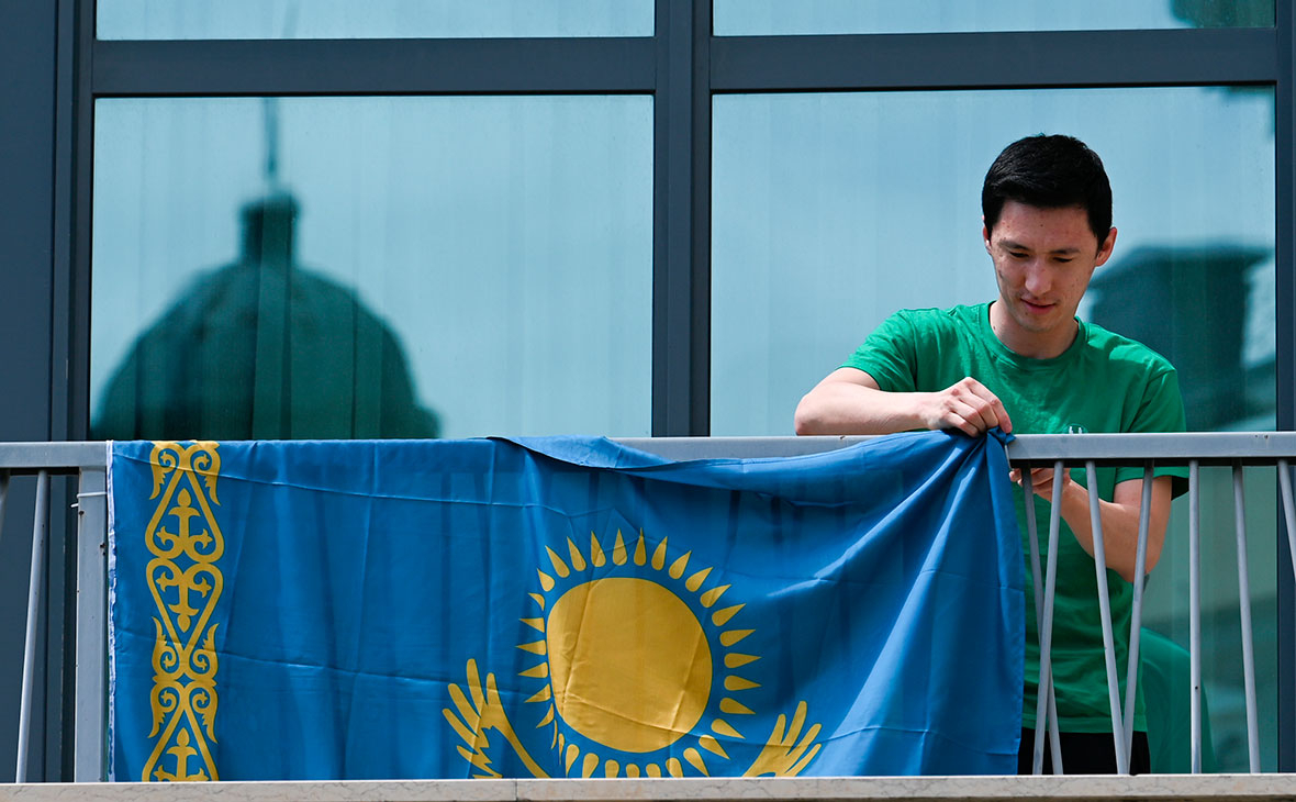 Президент Казахстана объявил 13 июля днем национального траура по погибшим от коронавируса