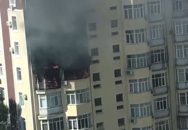 На Дархане произошел сильный пожар — видео