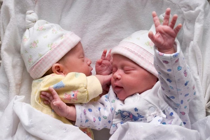 За два месяца в Узбекистане родилось свыше 3 тысяч близнецов
