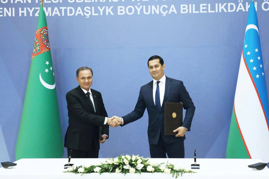 Узбекистан и Туркменистан планируют создать зону приграничной торговли