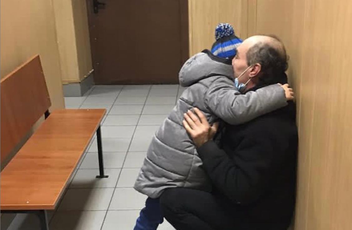 Мальчик-маугли из Балашихи вместе с отцом вернулись в Узбекистан 