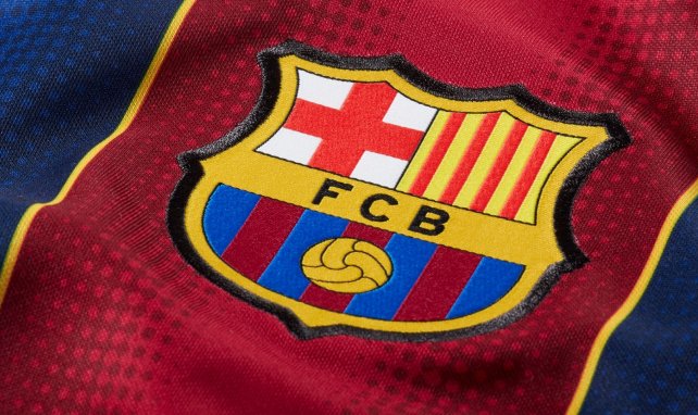 «Барселона» задолжала миллионы евро другим клубам