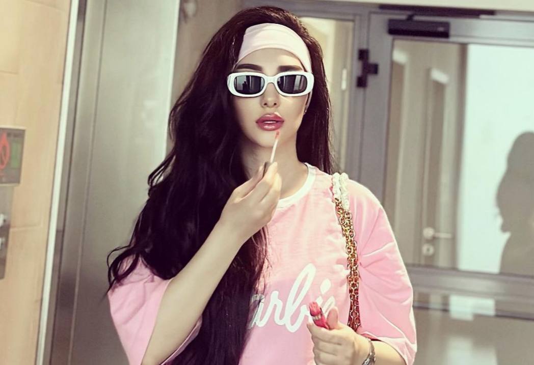 Зарина Низомуддинова воплотила образ куклы Барби